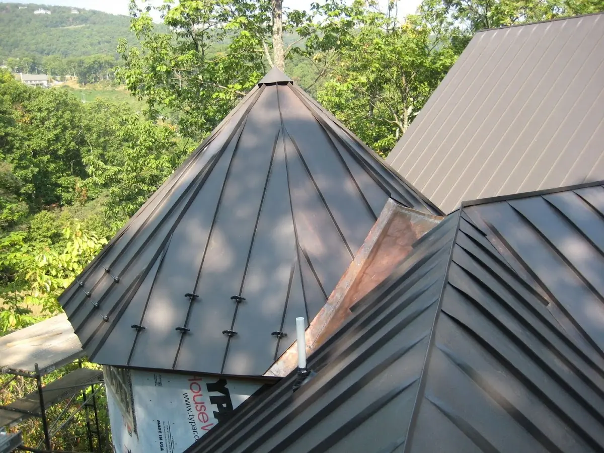 Professional Roof Tarp Installation by Craftsman Roofing in Atkinson